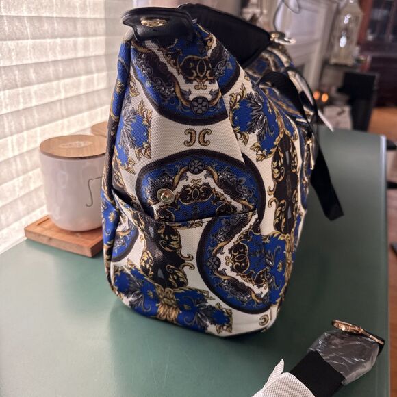 Alice+Olivia DuffleBag Regal Romance Travel Detachable Strap Pockets 16x6x11 NWT - Picture 2 of 16